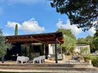 Uzès, élégante villa aux prestations soignées — photo 2