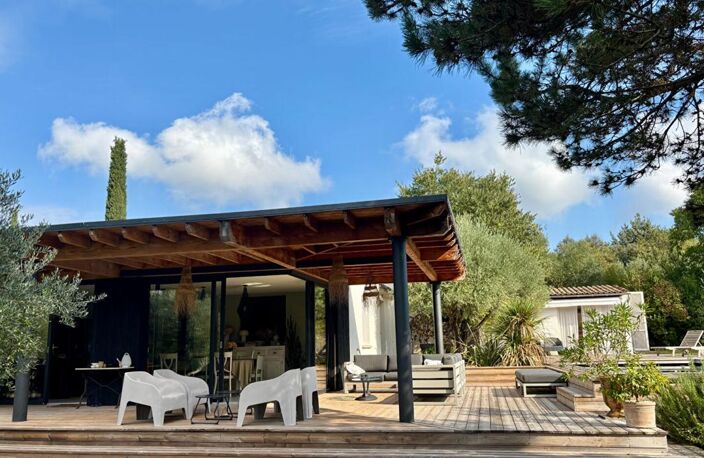 Uzès, élégante villa aux prestations soignées — photo 2