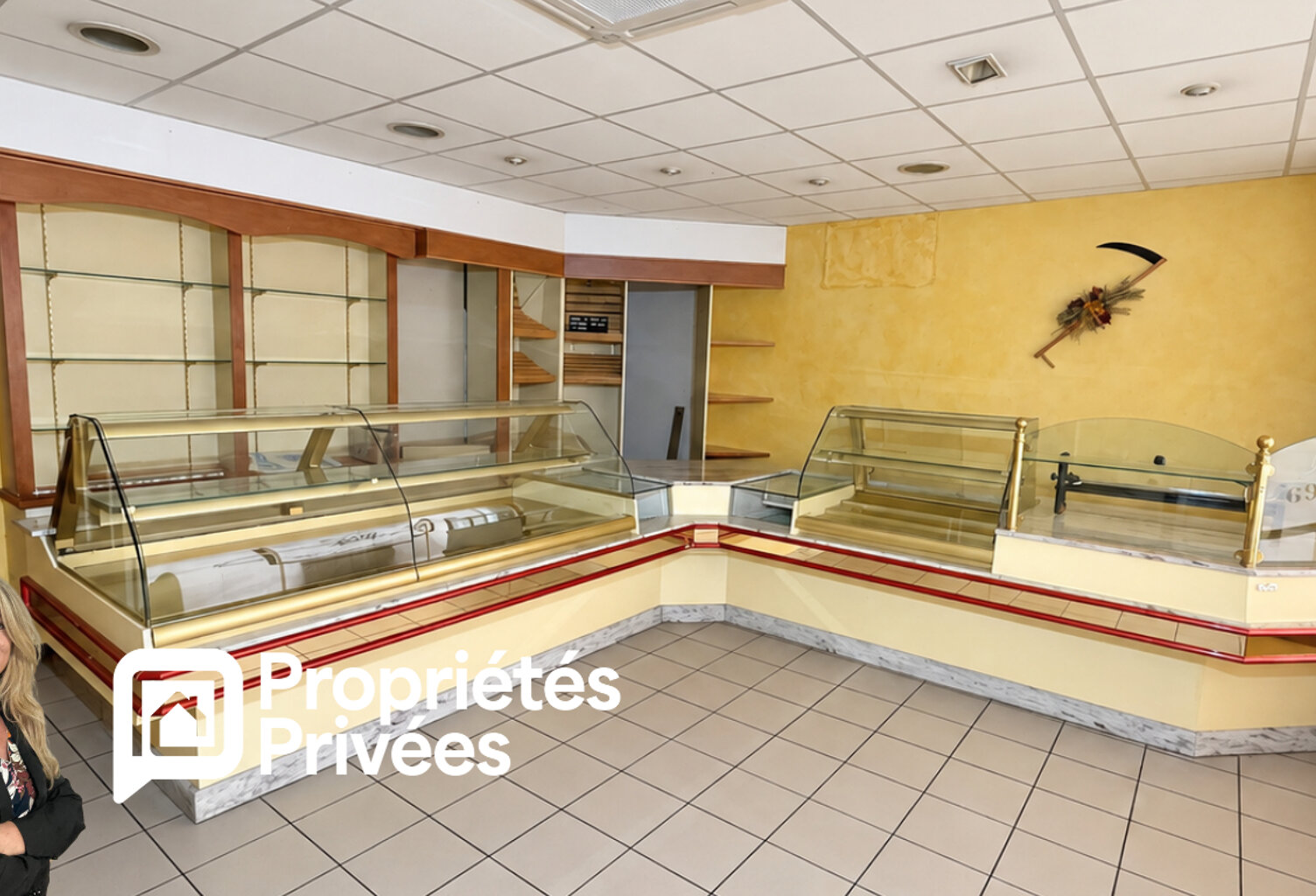 IMMEUBLE AVEC HABITATION ET LOCAL COMMERCIAL — photo 1