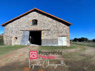 Grange en pierre - 500 m² - Fort potentiel — photo 2