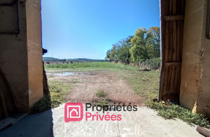 Grange en pierre - 500 m² - Fort potentiel — photo 3
