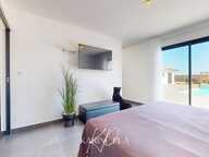 VILLA DE PLAIN-PIED 195 M² AVEC PISCINE, GARAGE ET TERRAIN DE 2 100 M² À CAMPLONG-D'AUDE — photo 4
