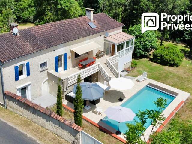 Maison en pierre rénovée 230 m² - 6 chambres - piscine - terrain 5 000 m² à 10 min de Cahors — photo du bien