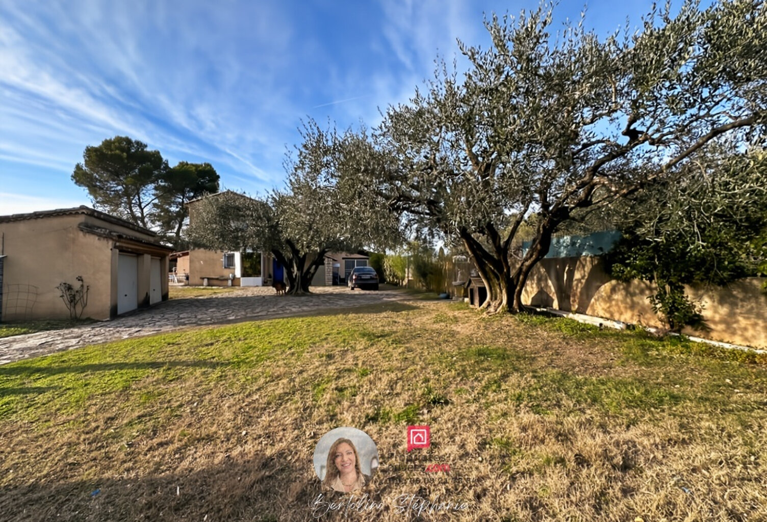 TRANS-EN-PROVENCE - MAISON FAMILIALE DE 200 M² AVEC 3 GARAGES, TERRAIN PISCINABLE ET BEAU POTENTIEL — photo 1
