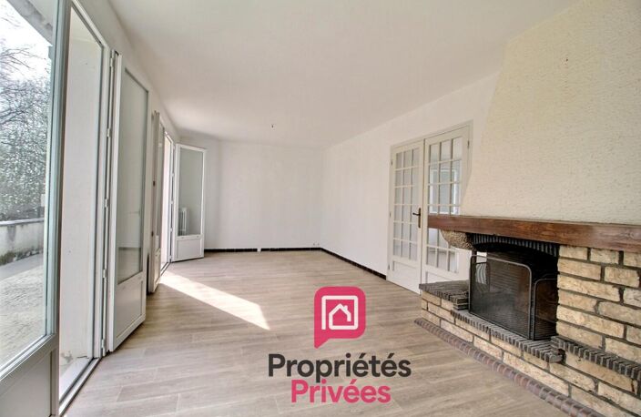 A VENDRE PAVILLON PROCHE VILLEMANDEUR et MONTARGIS - 1h de PARIS Gare de BERCY - MAISON 6 PIECES 110 m2 + SOUS-SOL TOTAL, TERRAIN 907 m2 — photo 3