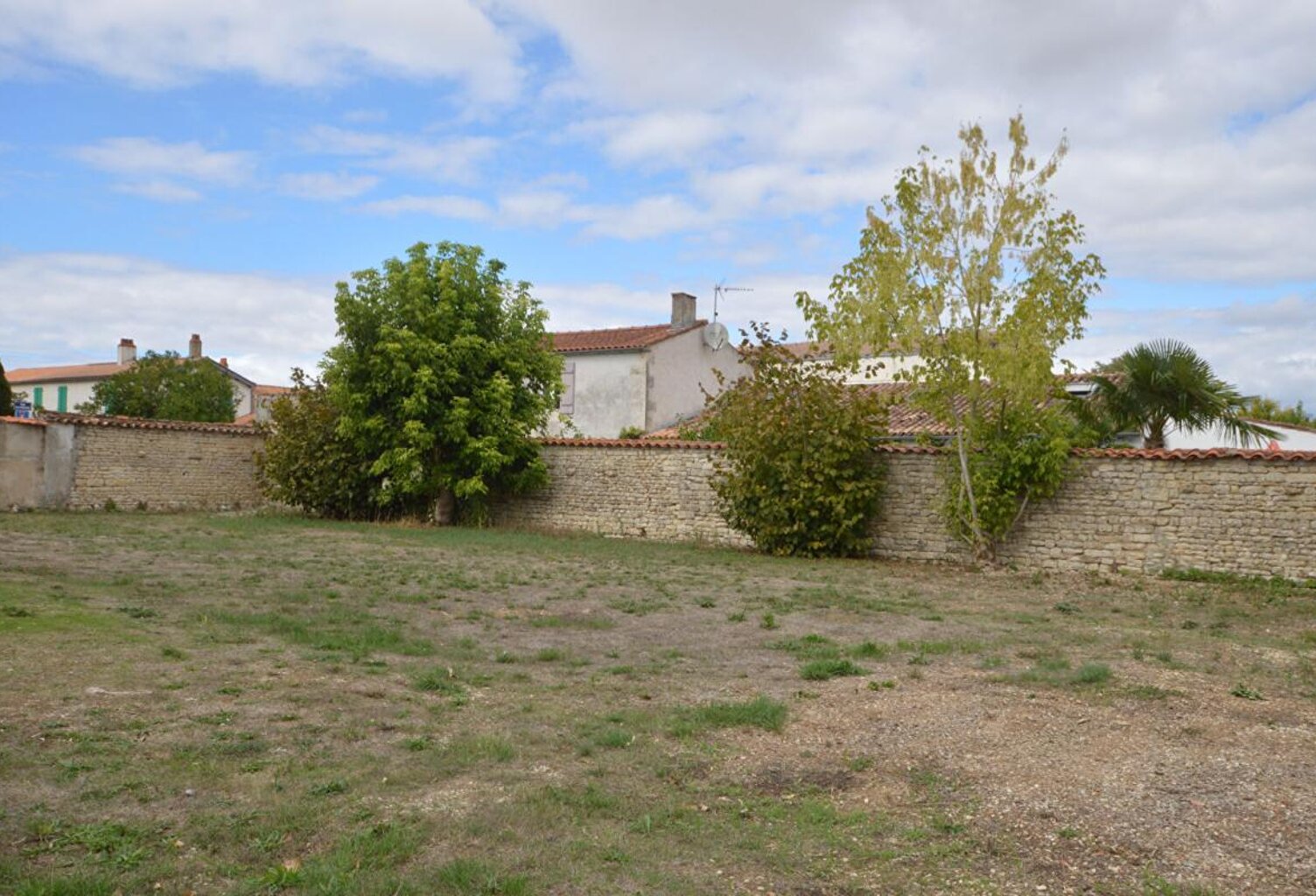Terrain Sainte Soulle 490 m2 — photo 1