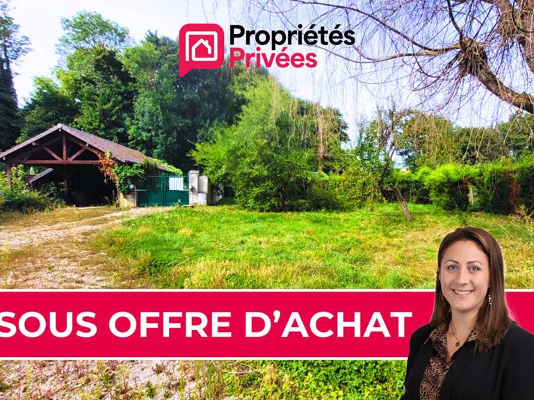 Terrain constructible à vendre - 635 m2 — photo 1