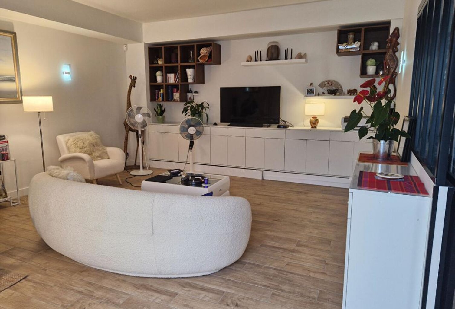 APPARTEMENT T3 ENTIEREMENT RENOVE — photo 1