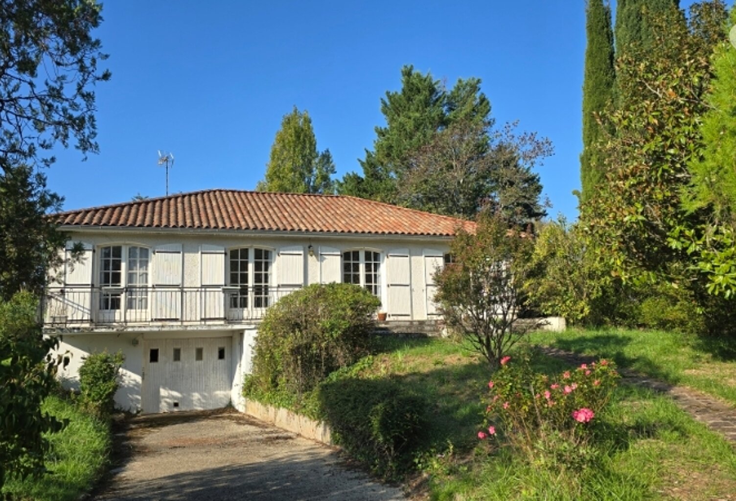 Vente maison 5 pièces 109 m² Saint-Benoît (86280) — photo 1