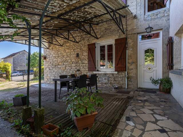 EXCLUSIVITE : Maison familiale avec terrain — photo du bien