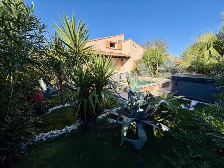 Villa LUNEL NORD — photo 1
