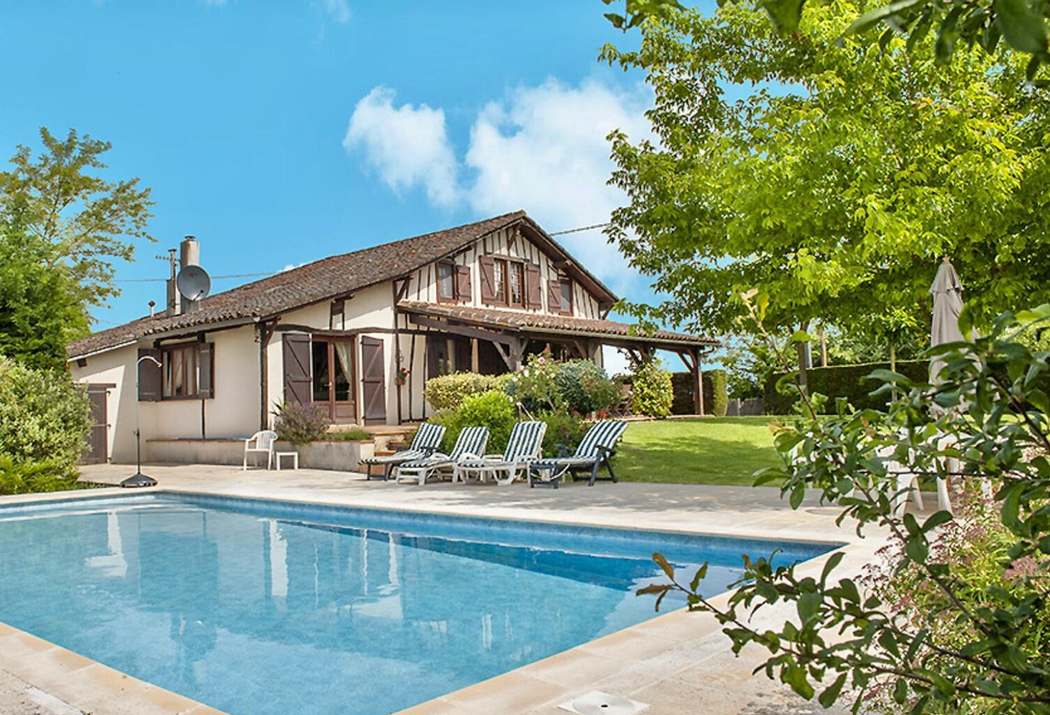 Spacieuse maison de caractère avec piscine chauffée, magnifi — photo 1