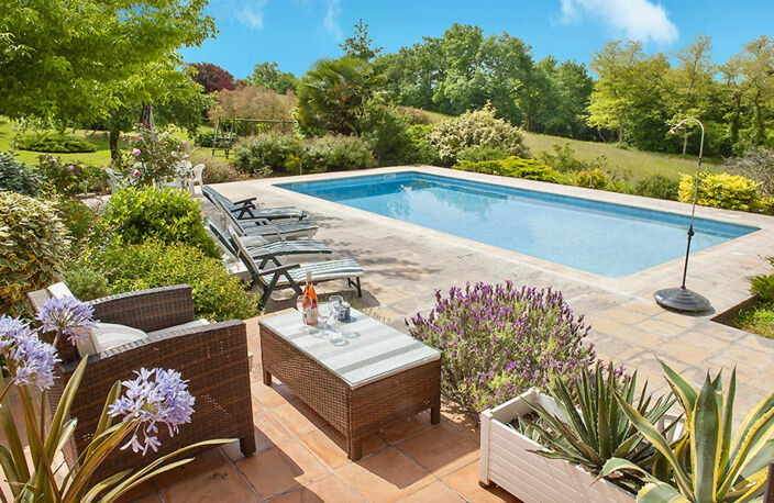 Spacieuse maison de caractère avec piscine chauffée, magnifi — photo 3