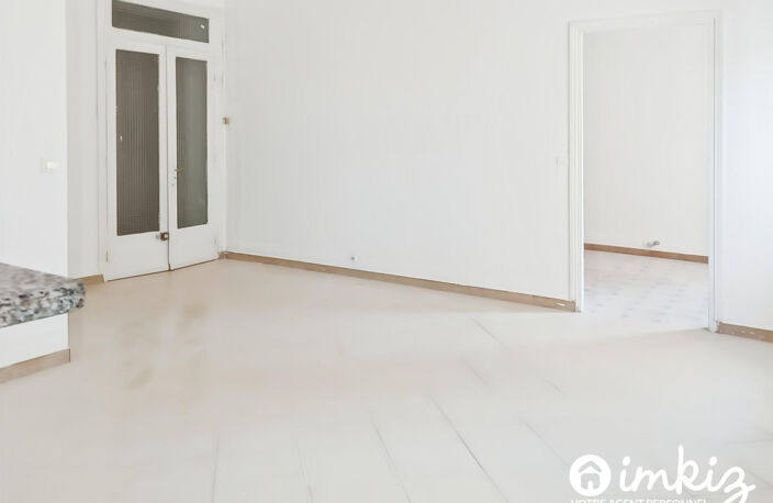 T4 de 80 m² repeint, gros potentiel — photo 4