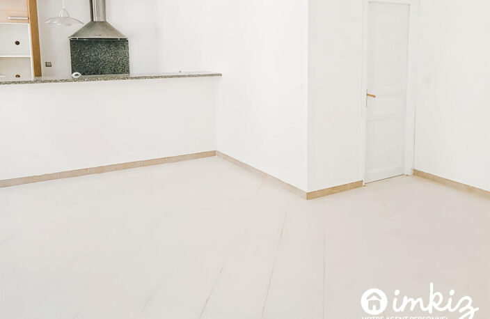 T4 de 80 m² repeint, gros potentiel — photo 5