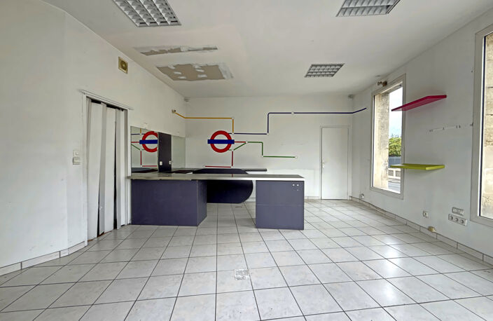 Local commercial à vendre   Libourne — photo 3