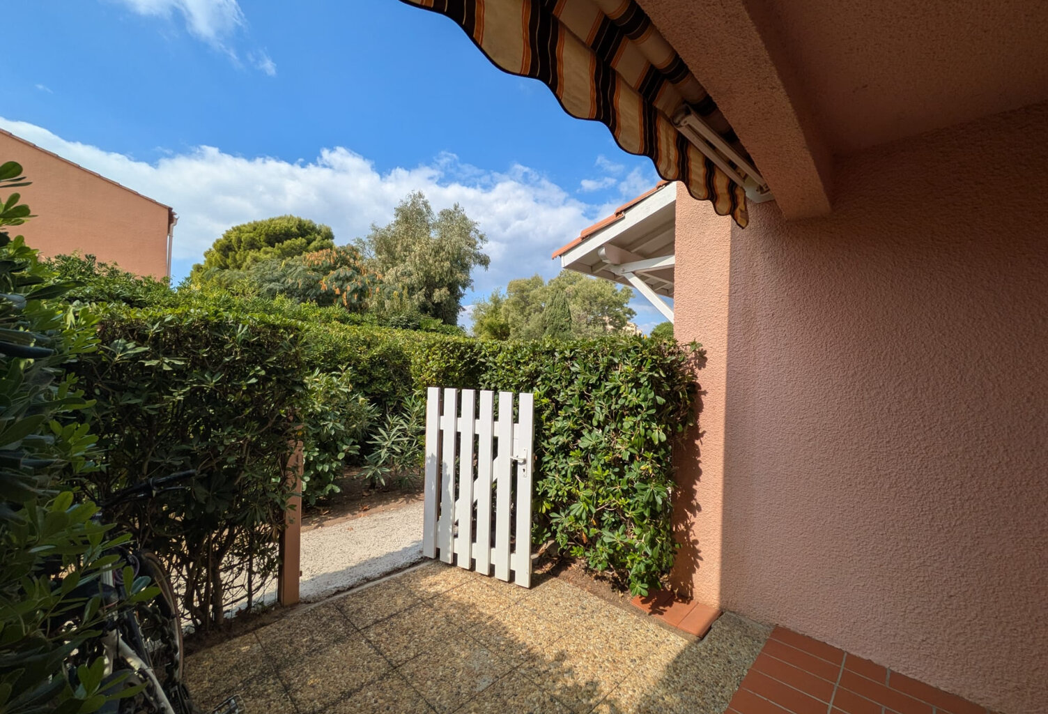 EXCLUSIVITE SECTEUR PORT APPT REZ-DE-JARDIN — photo 1