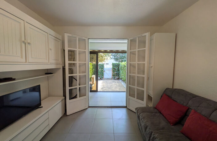 EXCLUSIVITE SECTEUR PORT APPT REZ-DE-JARDIN — photo 2