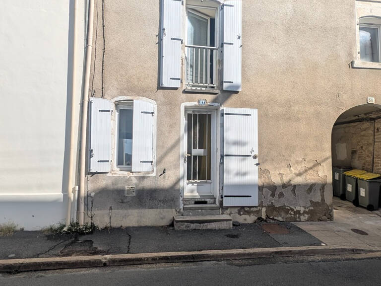 ensemble immobilier Niort studio et type 2 loué — photo 1