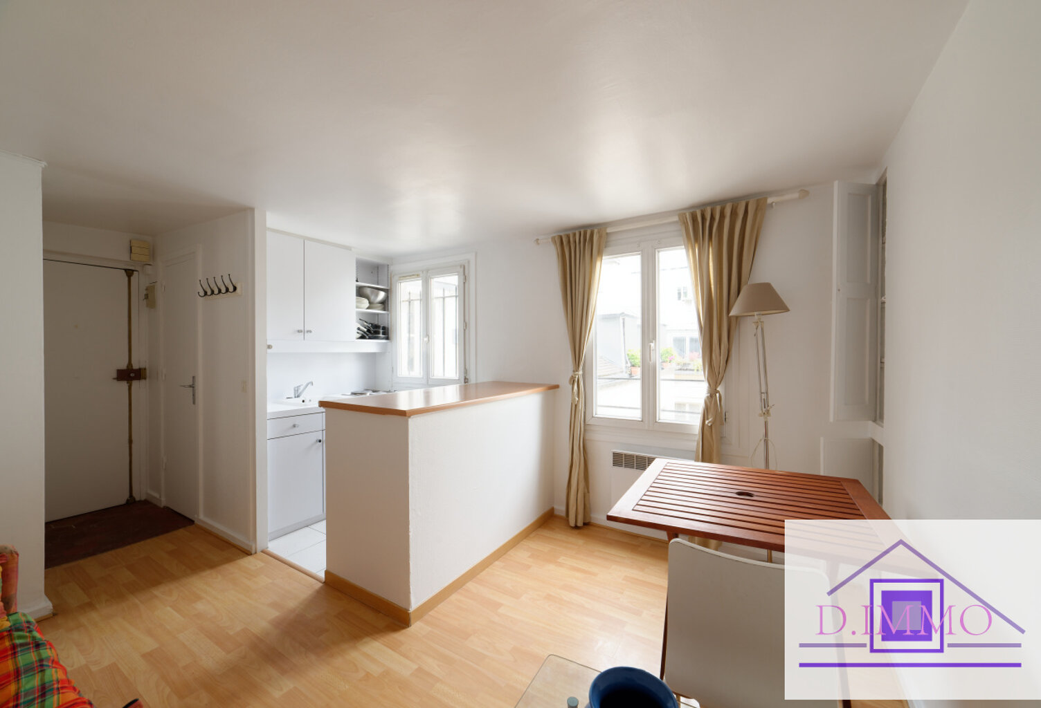 appartement 2 pièces vendu loué bail meublé 4ème étage — photo 1