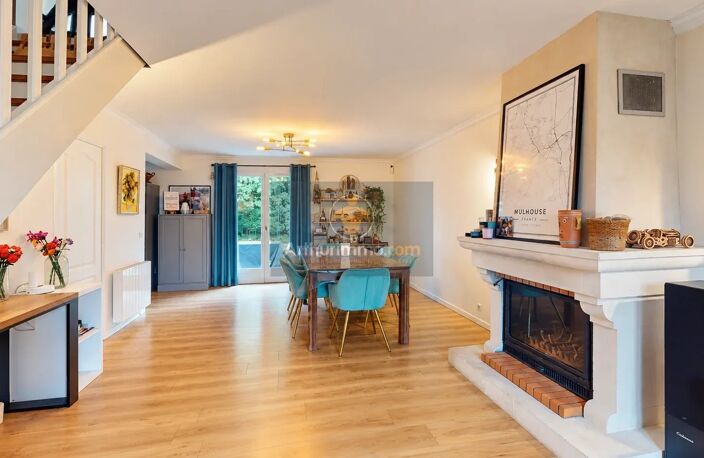 LES MUREAUX – MAISON DE 153 M² AVEC PISCINE, À DEUX PAS DE VERNEUIL-SUR-SEINE — photo 5