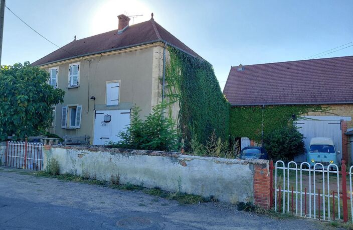 Vente maison 5 pièces 164 m² Marcigny (71110) — photo 2