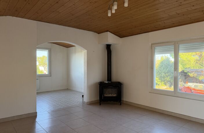 Maison 3 chambres  avec dépendances — photo 2