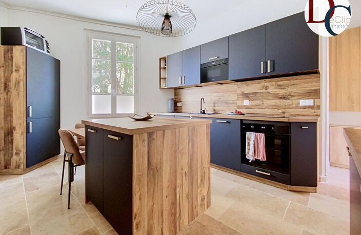 Bel appartement duplex en centre-ville de Senlis avec cour - — photo 3