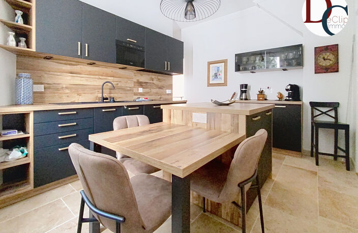Bel appartement duplex en centre-ville de Senlis avec cour - — photo 4