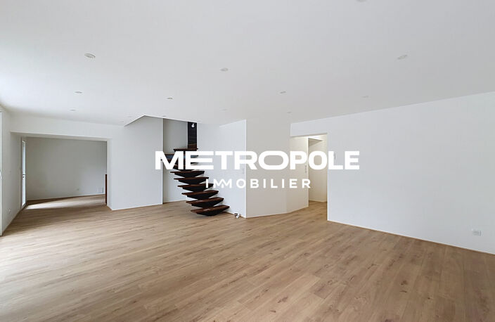 SPACIEUSE MAISON FAMILIALE - VIOLAY — photo 2