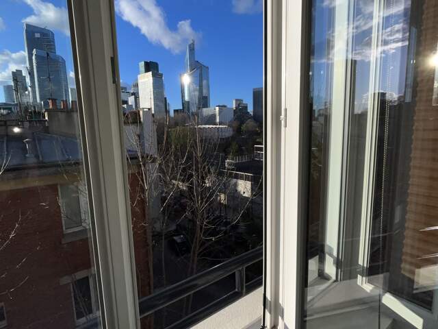 Neuilly-sur-Seine, appartement baigné de lumière, vue dégagée — photo du bien