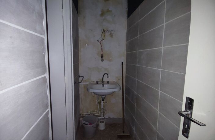 Vente local industriel   Rouen (76000) — photo 2