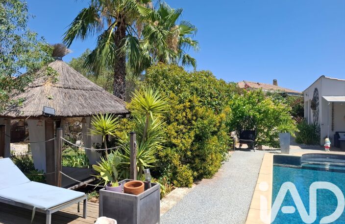 Vente Maison/villa 9 pièces — photo 2