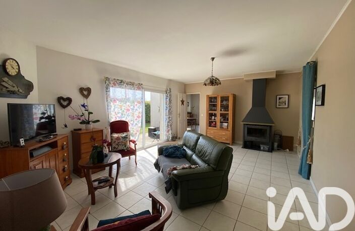 Vente Maison/villa 7 pièces — photo 2