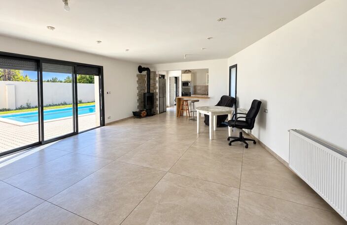 Centre village, villa 4 chambres, sur 407 m2 clos — photo 3