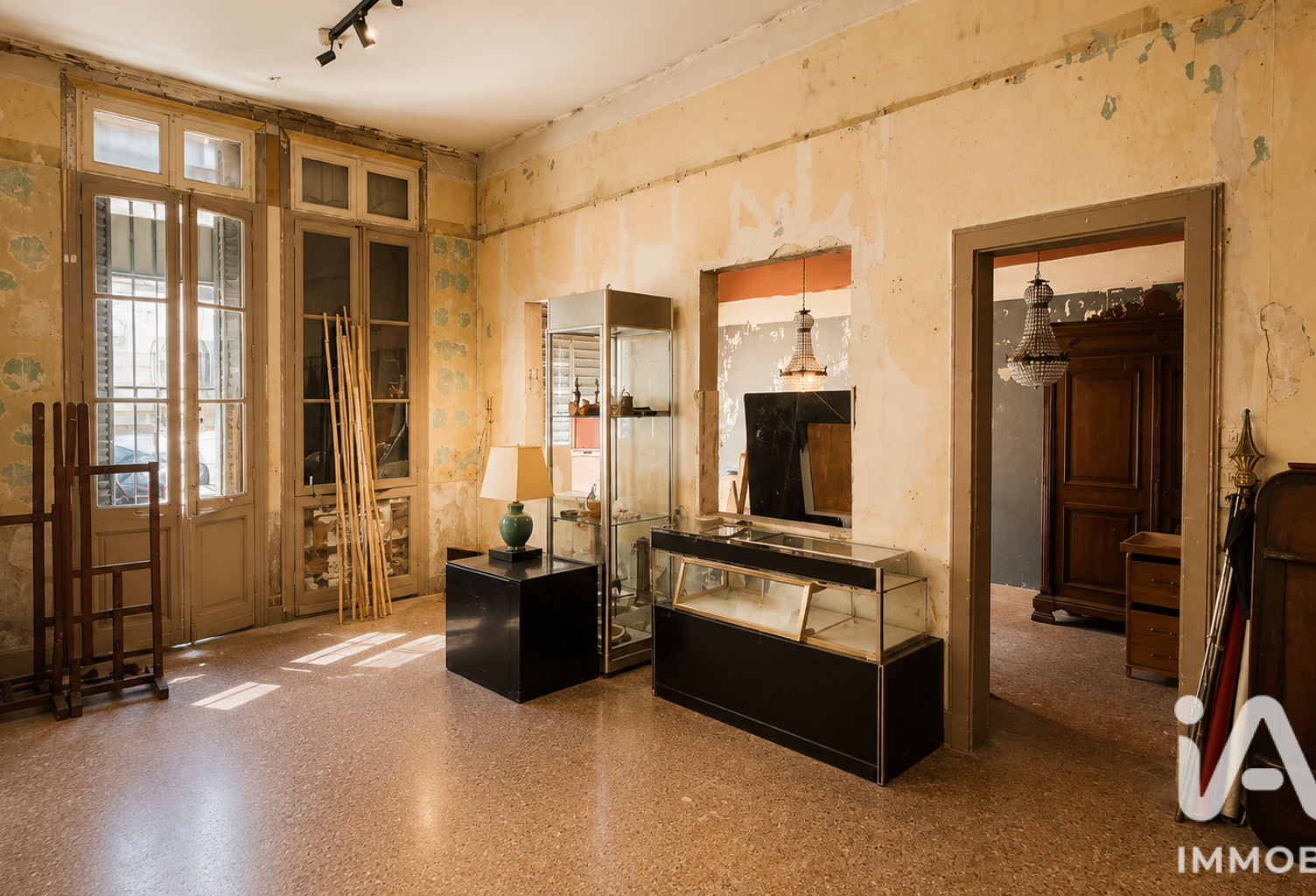 Vente Boutique/Local commercial 83 m&sup2; — photo 1