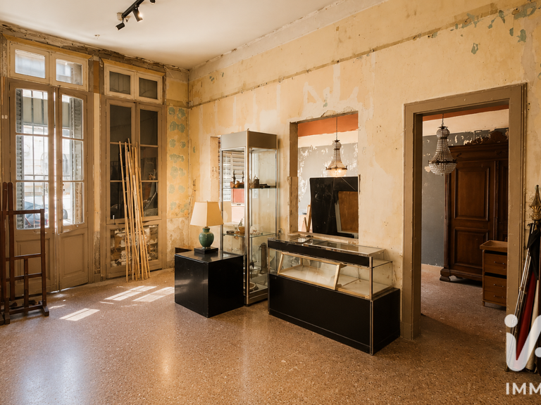 Vente Boutique/Local commercial 83 m&sup2; — photo 1