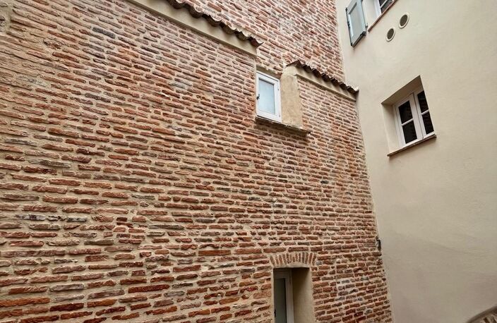Immeuble mixte local professionnel et d'habitation — photo 2