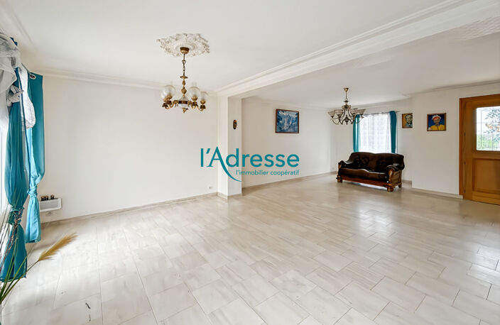 Maison familiale Bouafle de 118m² et 4 chs — photo 4