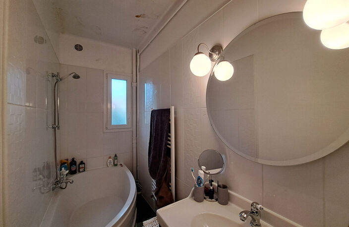 APPARTEMENT MEUBLE 3 PIECES 70M² - REIMS LESAGE — photo 3