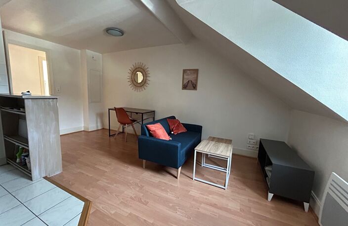 Appart T1 bis Centre ville Espalion — photo 3
