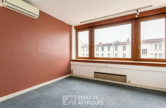 Appartement en plateau à aménagé en dernier étage avec place de stationnement — photo 4