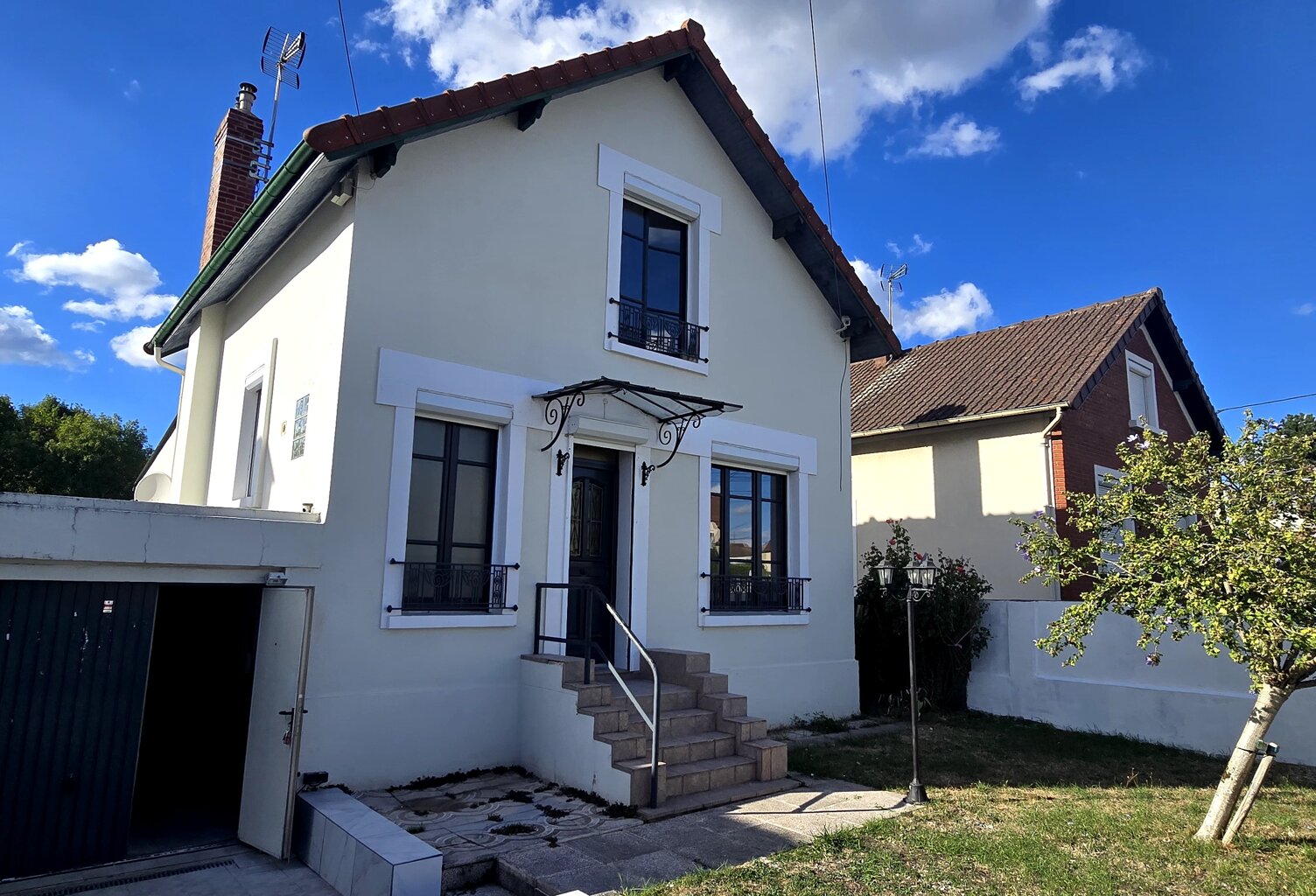 Ravissante maison de 142 m² avec jardin & dépendance — photo 1