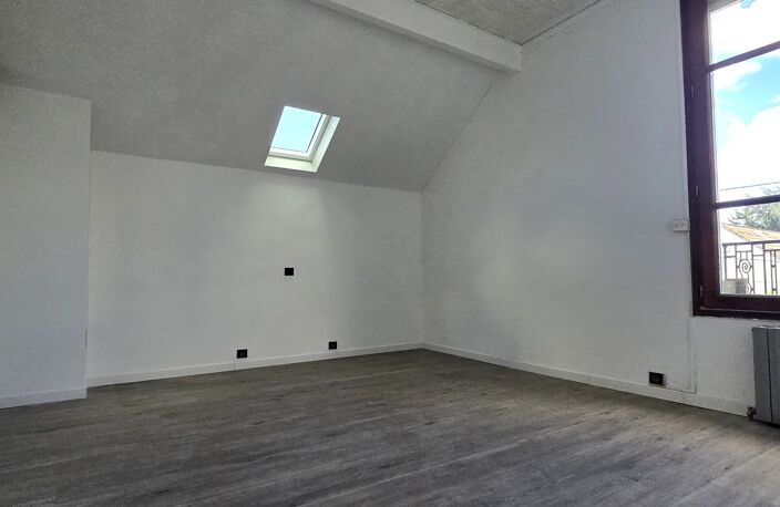 Ravissante maison de 142 m² avec jardin & dépendance — photo 2