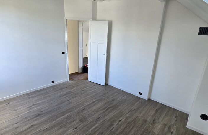 Ravissante maison de 142 m² avec jardin & dépendance — photo 3