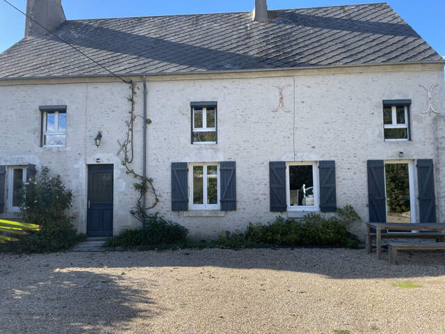 10 MN DE BEAUGENCY - MAISON ANCIENNE DE 180 M2 HABITABLES — photo du bien