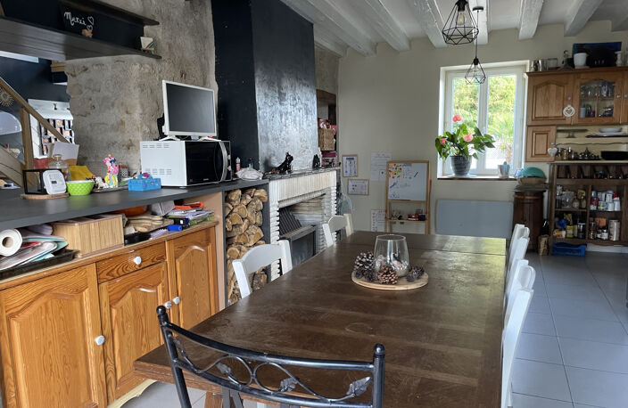10 MN DE BEAUGENCY - MAISON ANCIENNE DE 180 M2 HABITABLES — photo 3
