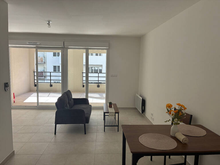 Appartement MEUBLE Marseille 2 pièce(s) 48.26 m2 — photo 1