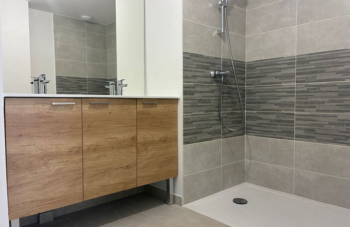 Appartement MEUBLE Marseille 2 pièce(s) 48.26 m2 — photo 4