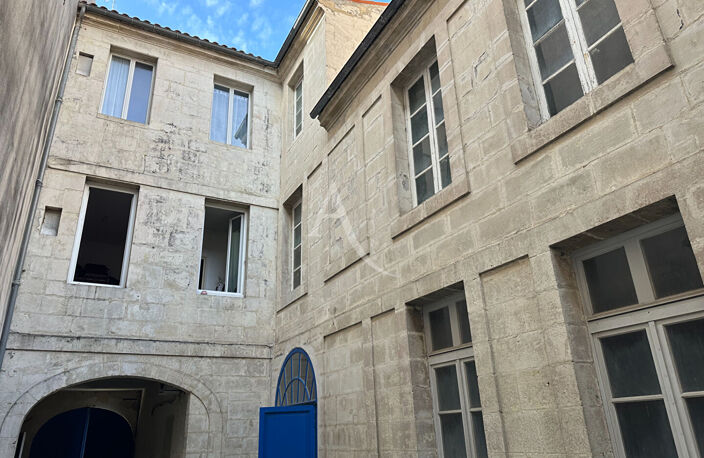 Local commercial/bureaux Rochefort 2 pièce(s)  40 m2 — photo 2